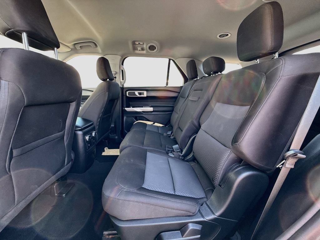 Used 2022 Ford Explorer XLT AWD/4WD image 22