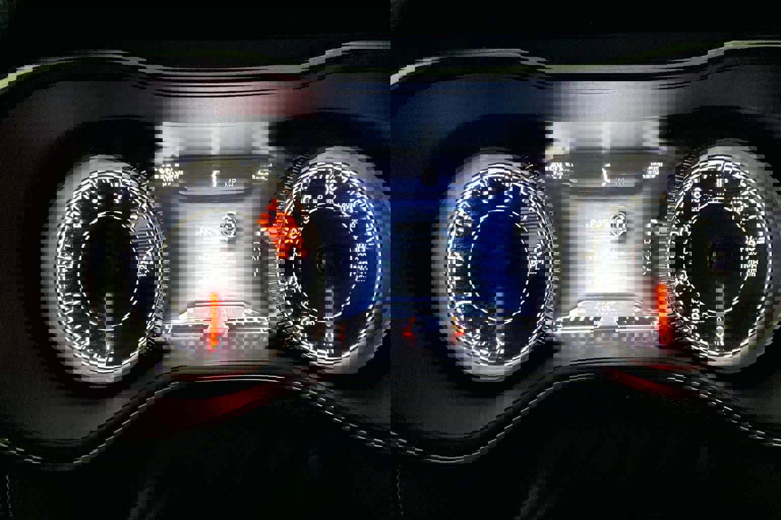 Used 2019 Jeep Cherokee Limited AWD/4WD image 25