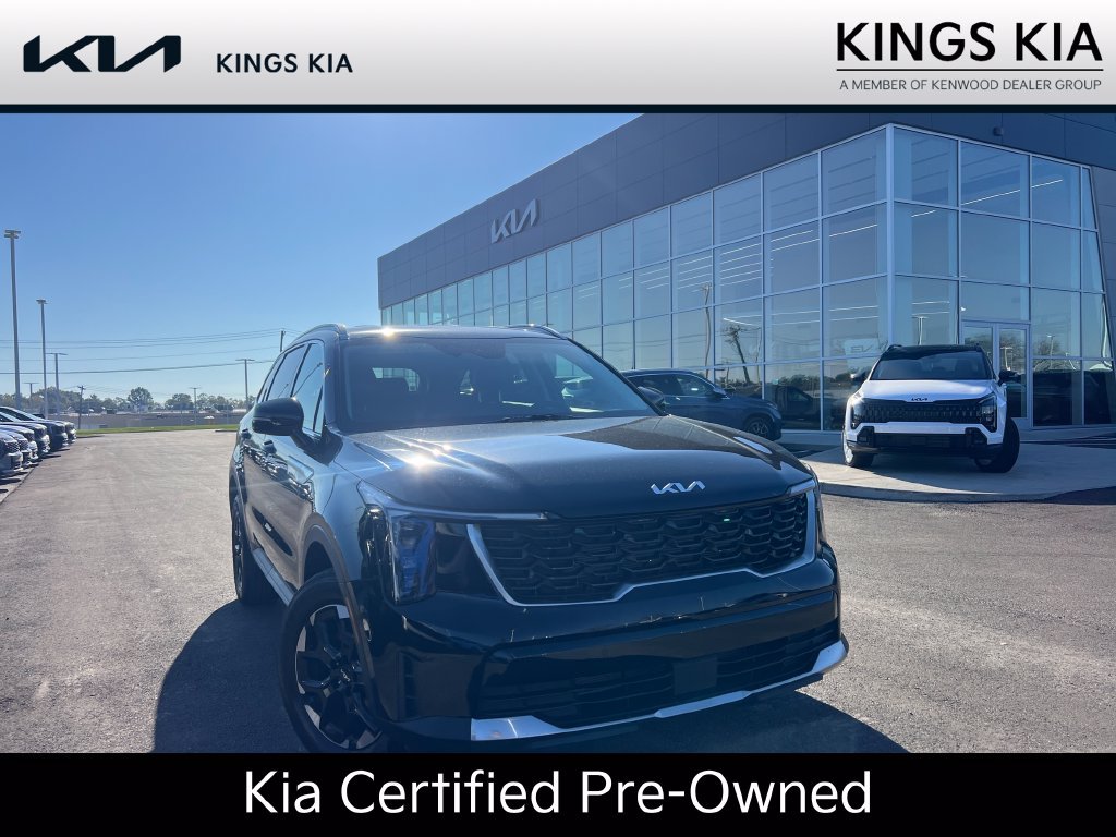 Certified 2025 Kia Sorento S AWD/4WD image 1