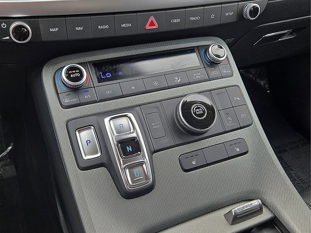 Used 2025 Hyundai Palisade SEL FWD image 29