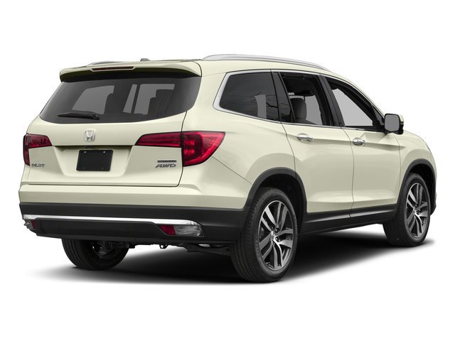 Used 2017 Honda Pilot Touring image 2
