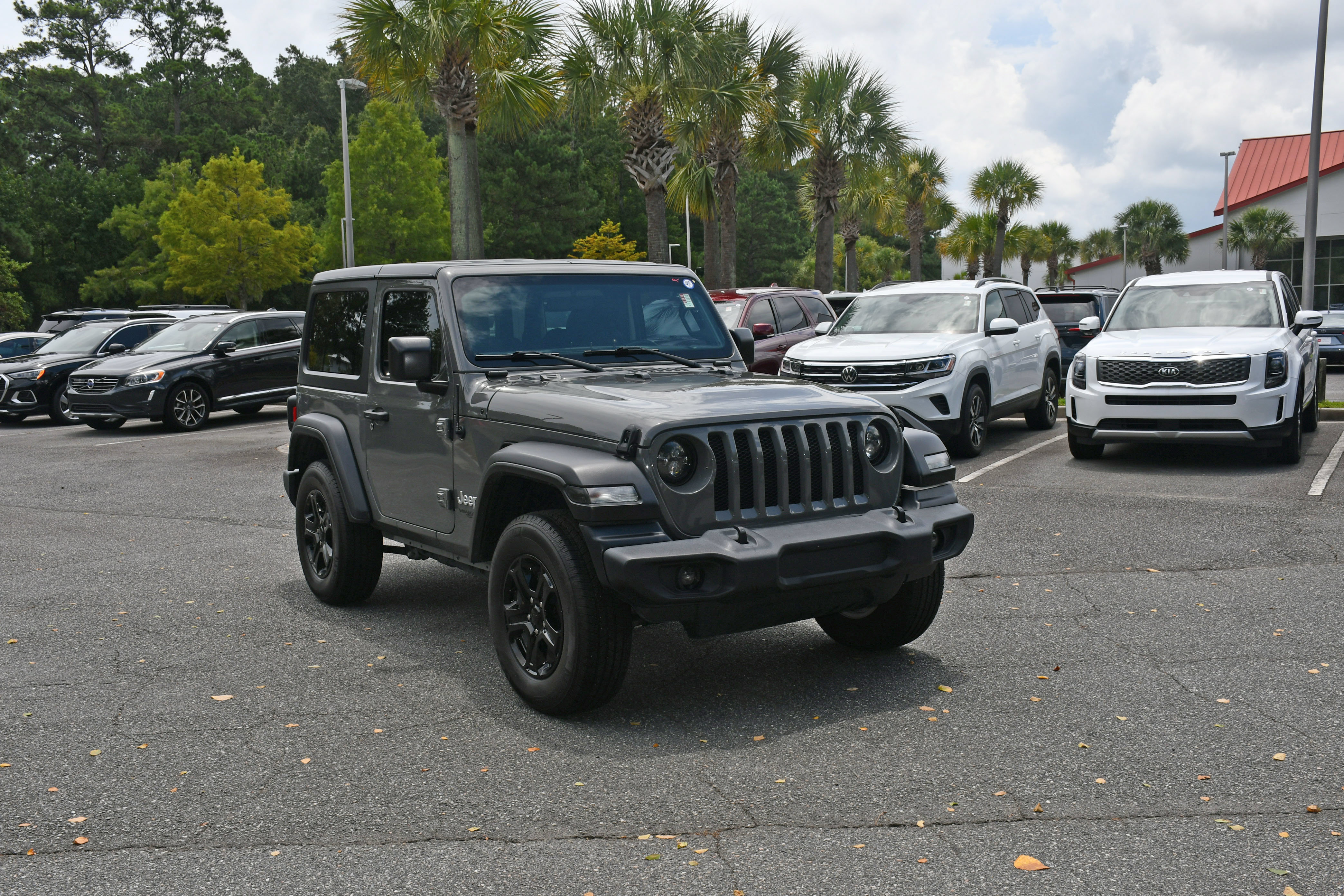 Used 2020 Jeep Wrangler Sport AWD/4WD image 6