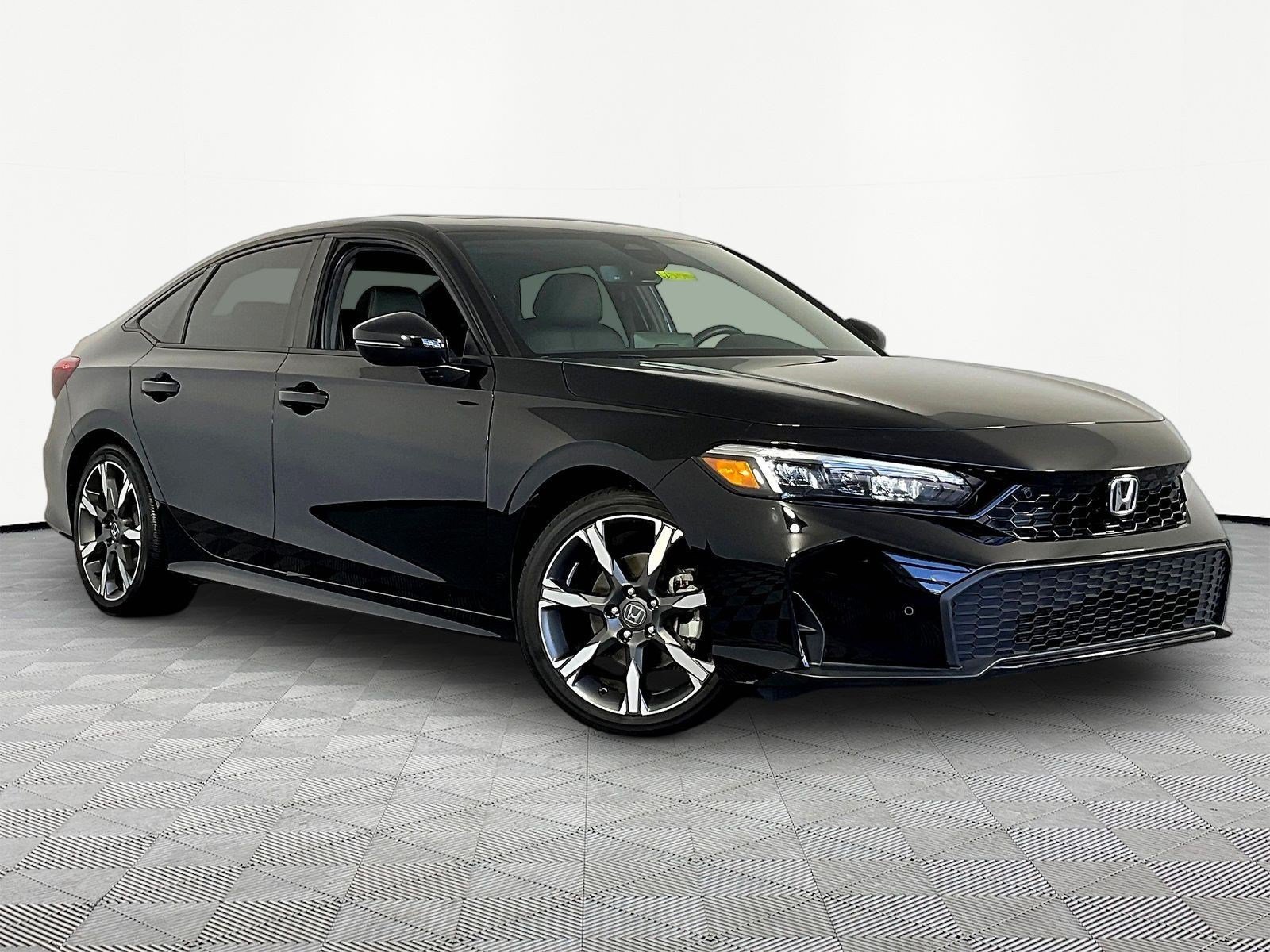 Used 2025 Honda Civic Sport image 3
