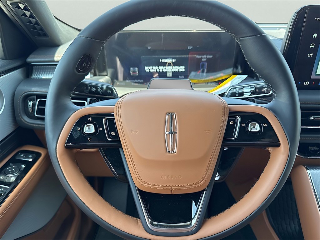 New 2025 Lincoln Aviator Black Label image 12