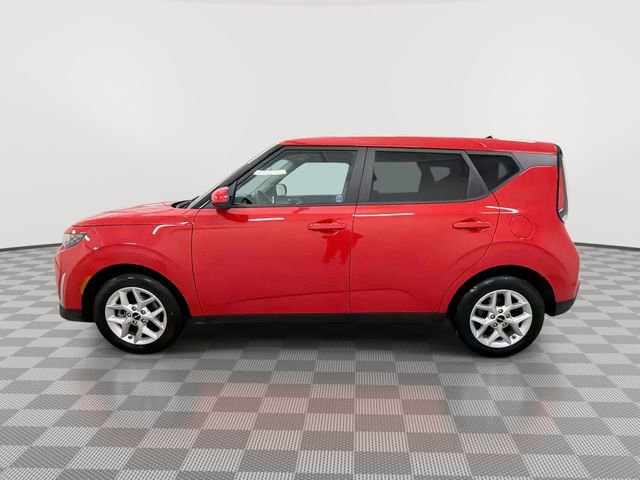Used 2024 Kia Soul LX w/ Option Group 015 FWD image 6