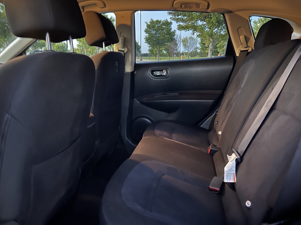 Used 2013 Nissan Rogue S w/ Special Edition Pkg AWD/4WD image 15
