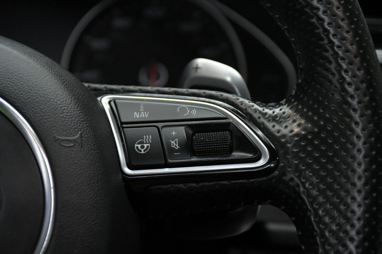 Used 2017 Audi RS 7 Performance w/ Driver Assistance Package image 24