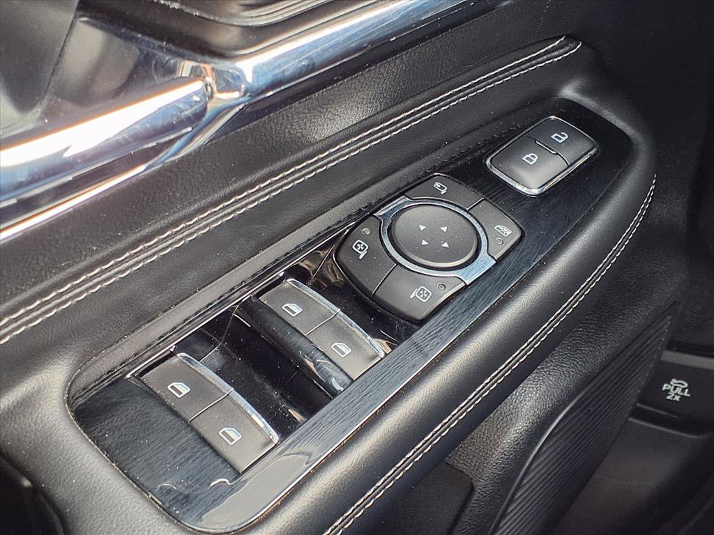 Used 2021 Lincoln Corsair AWD w/ Sport Package image 12