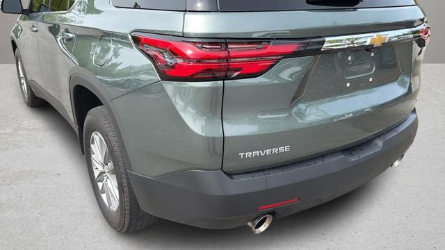 Used 2023 Chevrolet Traverse LT image 35