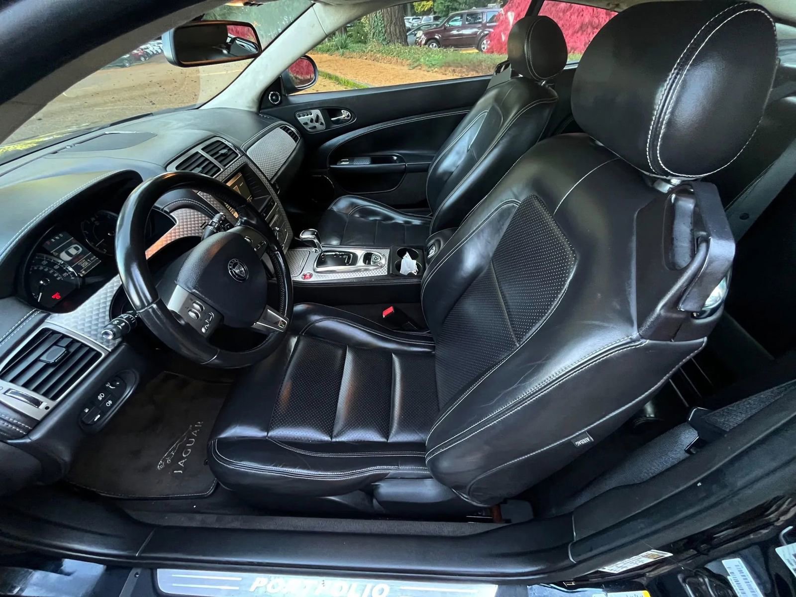 Used 2008 Jaguar XKR R image 9