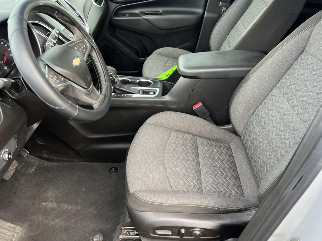 Certified 2022 Chevrolet Equinox LT w/ Driver Convenience Package FWD image 14