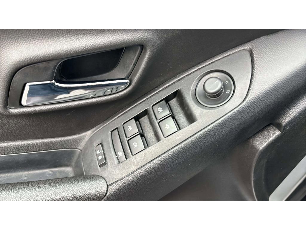 Used 2020 Chevrolet Trax LS w/ Tint and Cruise Package image 18