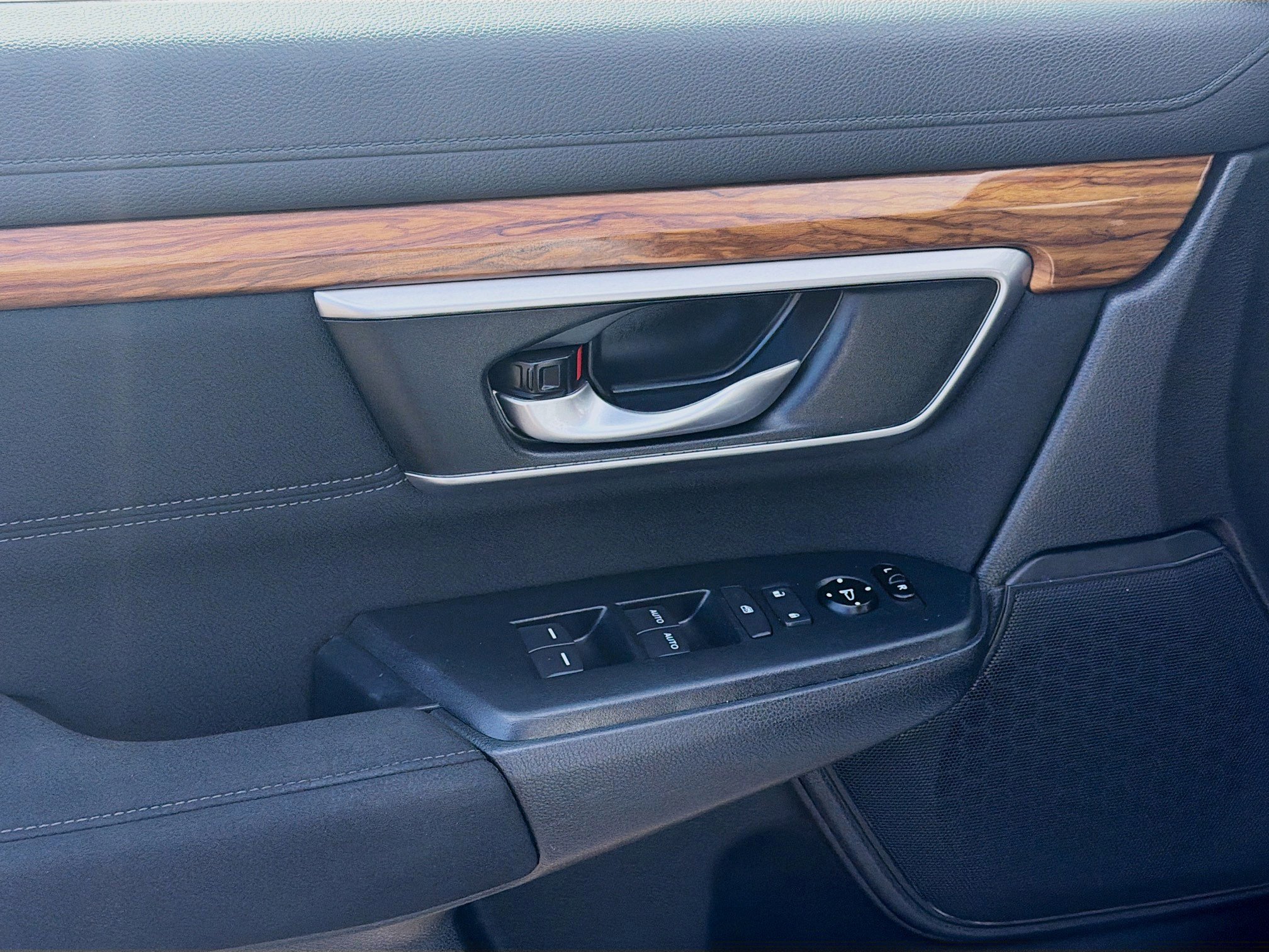 Certified 2020 Honda CR-V EX image 16