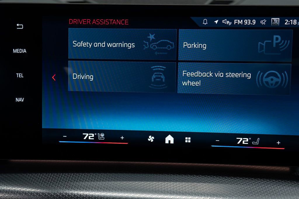 Used 2024 BMW X1 w/ M Sport Line w/ Premium Package image 30