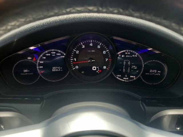 Used 2020 Porsche Cayenne AWD/4WD image 30