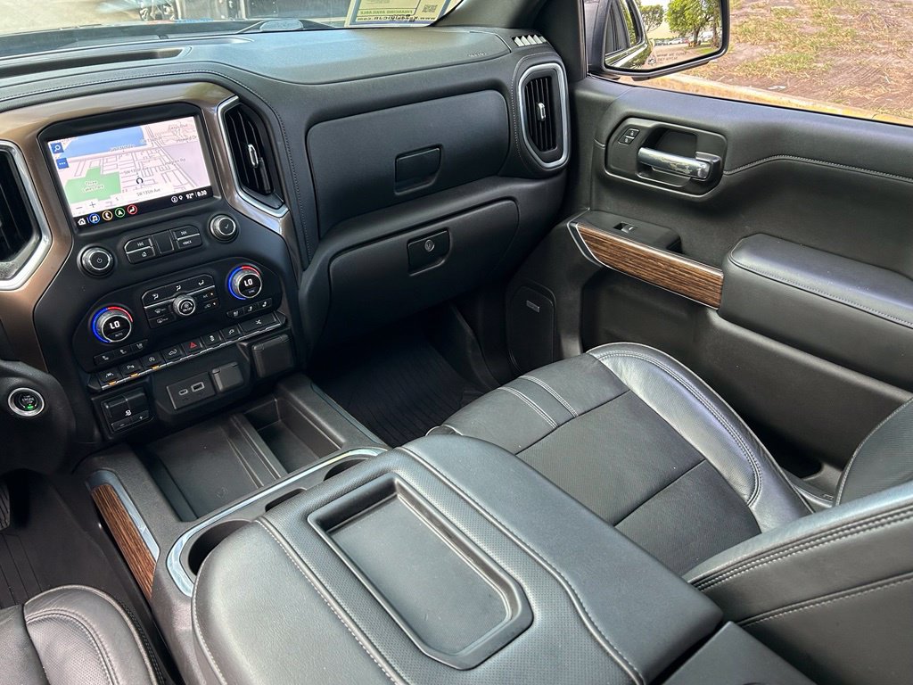 Used 2021 Chevrolet Silverado 1500 High Country AWD/4WD image 11