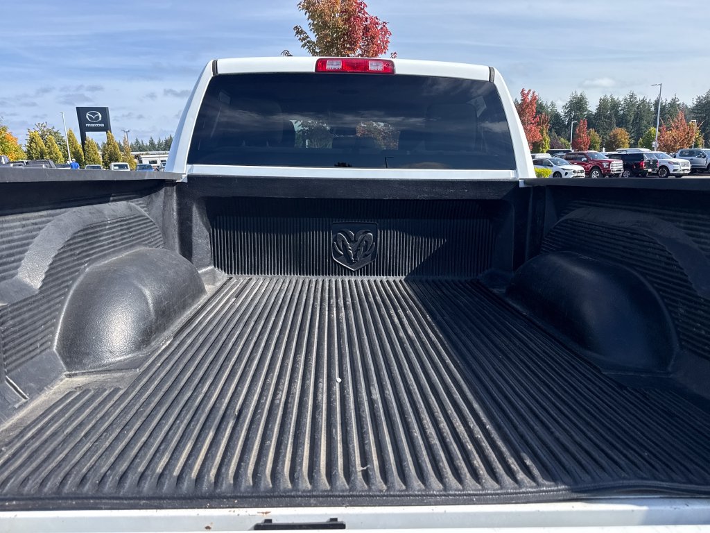 Used 2014 RAM 1500 ST w/ SXT Appearance Group AWD/4WD image 28