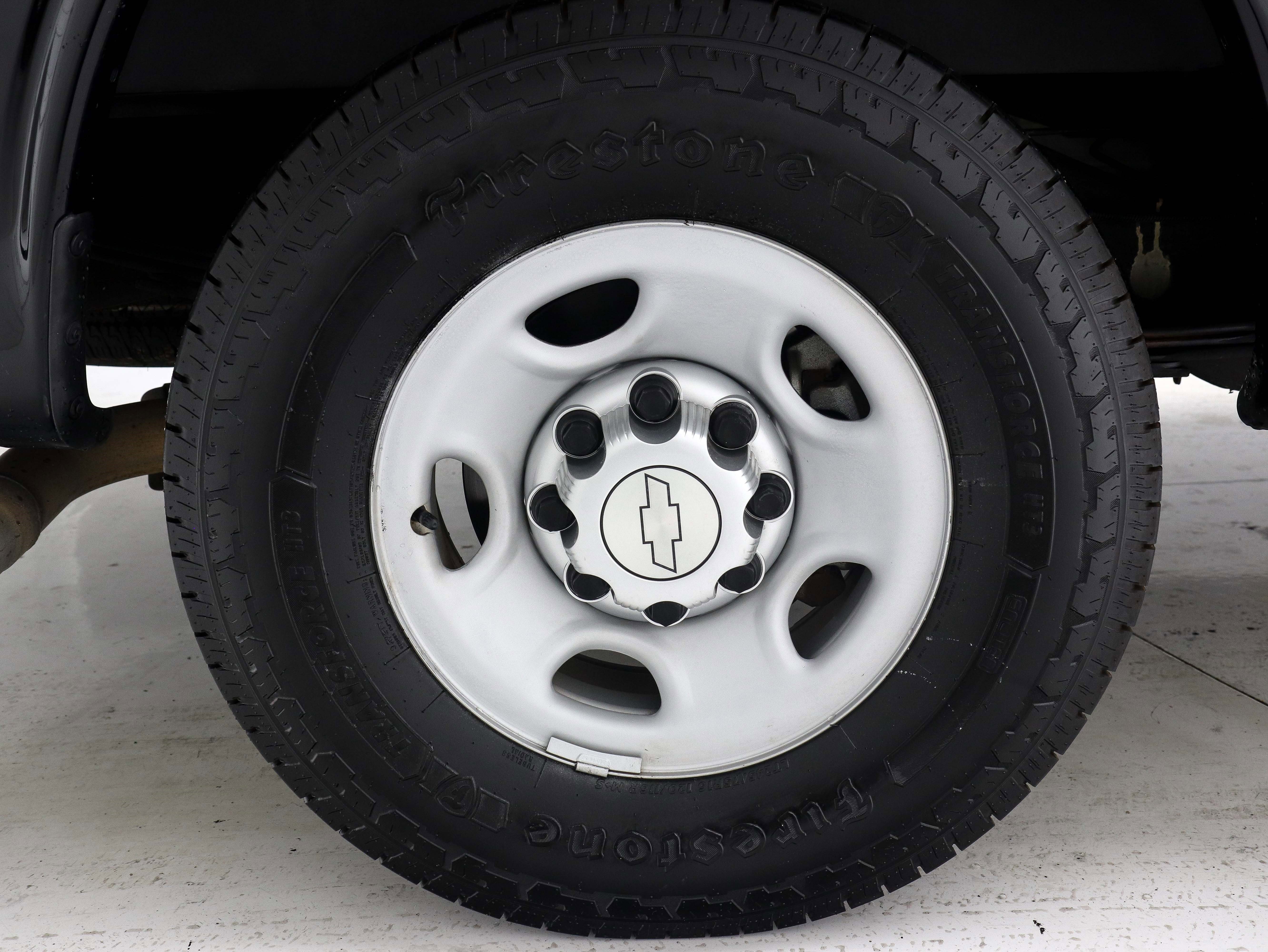 Used 2016 Chevrolet Express 2500 LS image 30