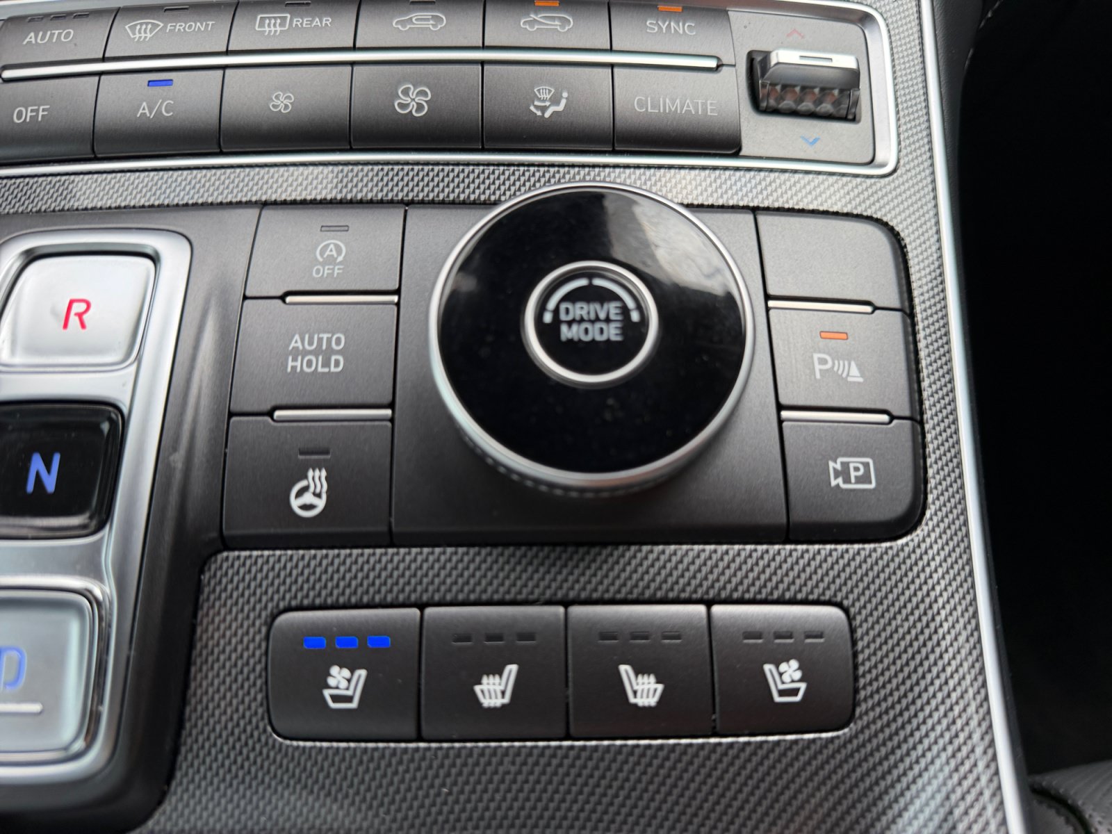 Used 2022 Hyundai Santa Fe Limited FWD image 31