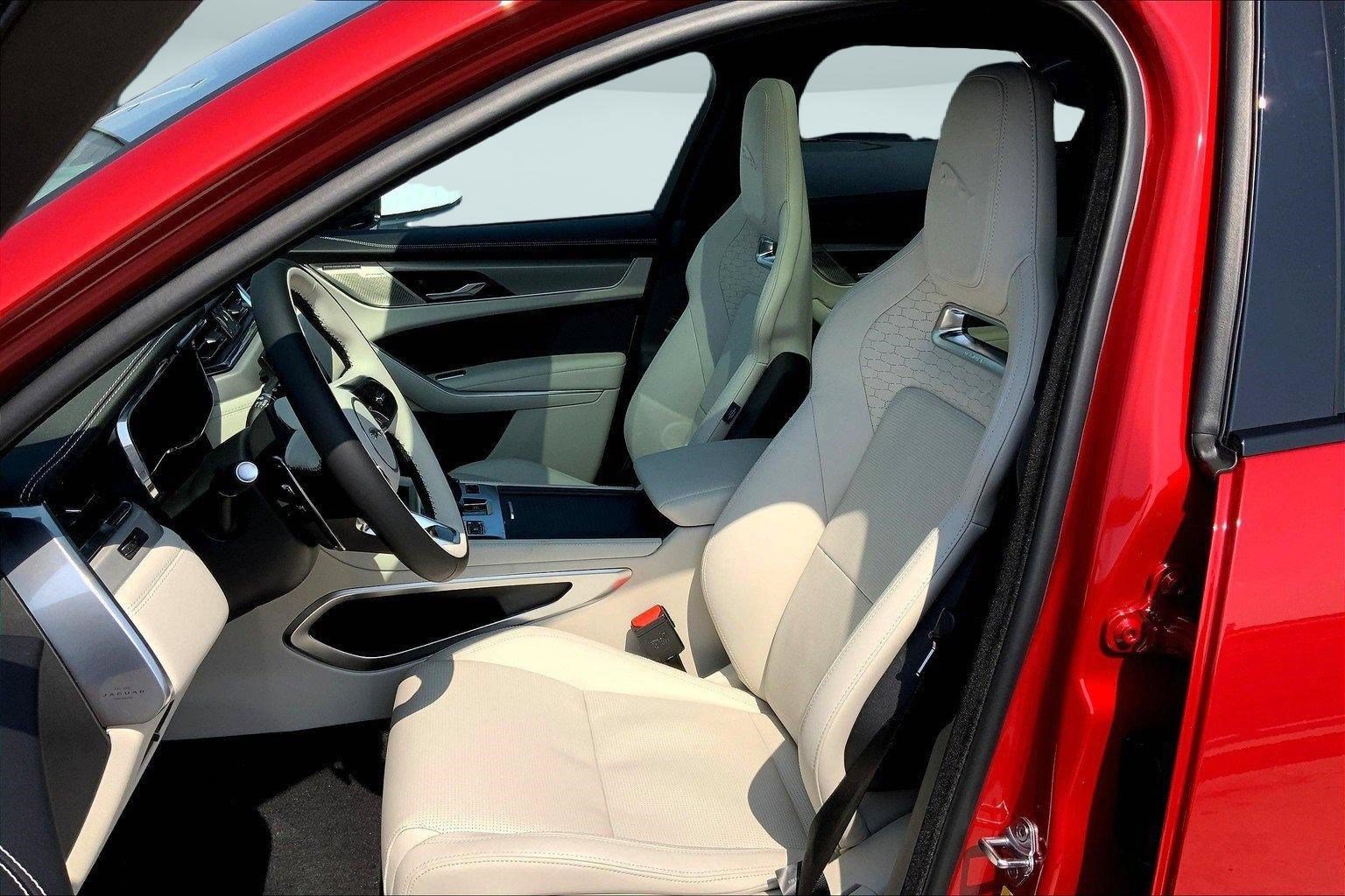 New 2026 Jaguar F-PACE R-Dynamic S AWD/4WD image 4