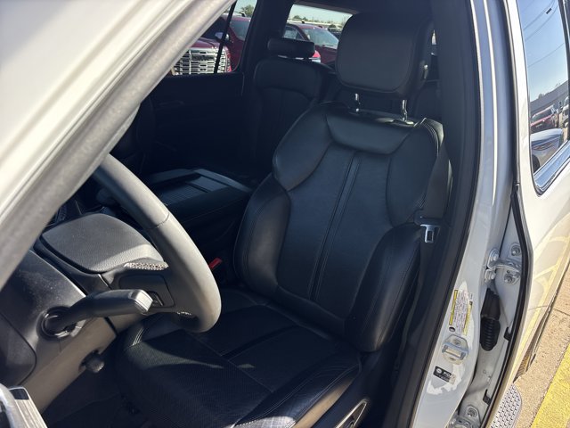 Used 2024 Jeep Wagoneer Series II w/ Flexible Seating Group AWD/4WD image 20
