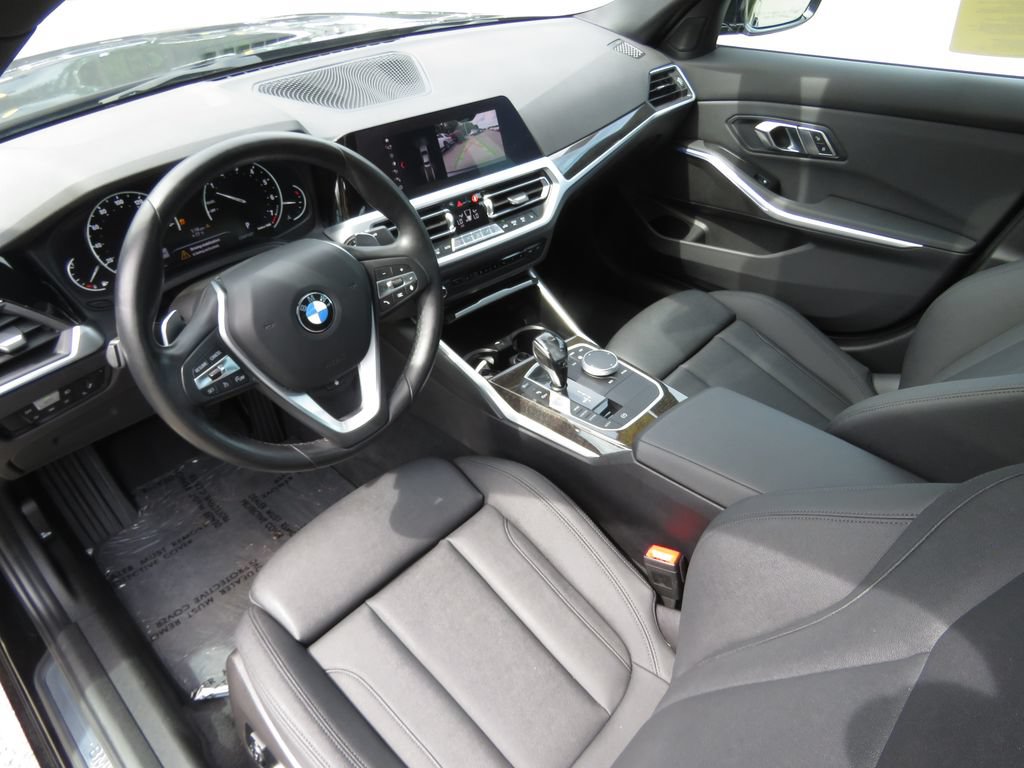 Used 2020 BMW 330i xDrive Sedan w/ Convenience Package AWD/4WD image 11