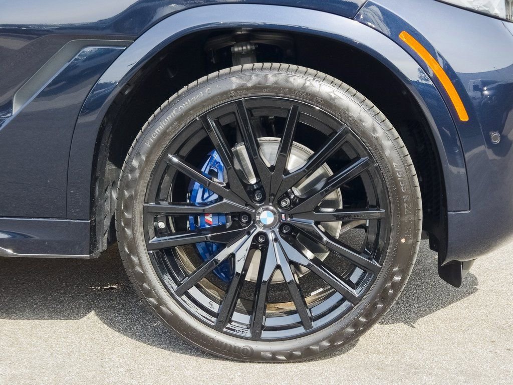 New 2026 BMW X6 xDrive40i w/ Climate Comfort Package image 9