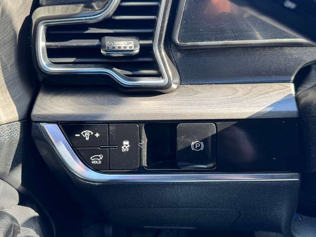 Used 2024 Kia Sportage X-Line w/ X-Line Premium Package image 36