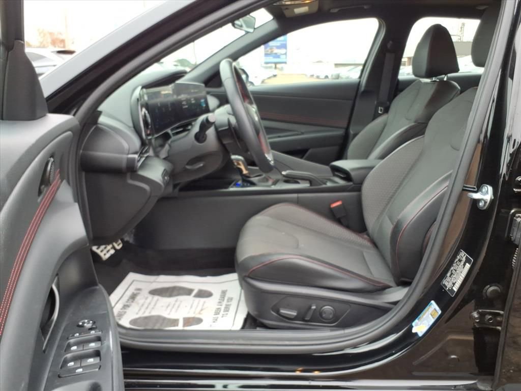 Used 2025 Hyundai Elantra N Line image 16