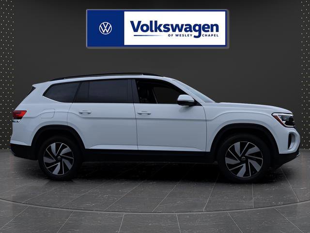 Certified 2025 Volkswagen Atlas SE FWD image 10