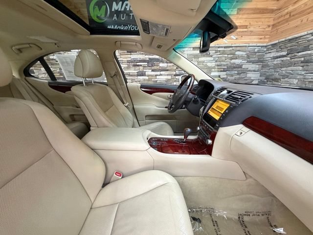 Used 2012 Lexus LS 460 AWD w/ Luxury Value Edition image 16