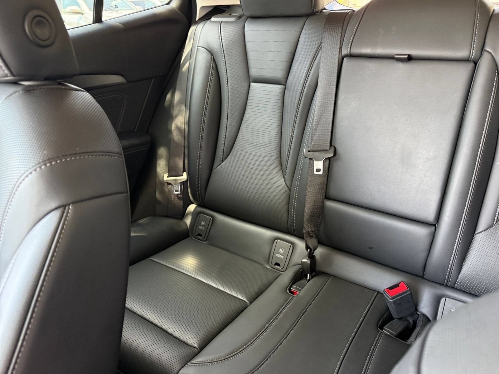 Used 2024 Buick Envision Preferred AWD/4WD image 39