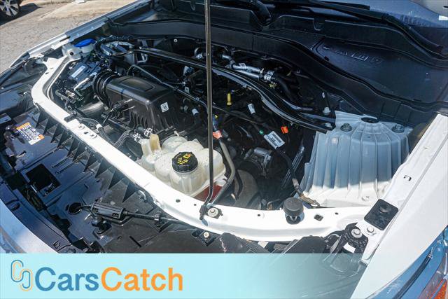 Used 2022 Ford Explorer Limited w/ Equipment Group 301A RWD image 47