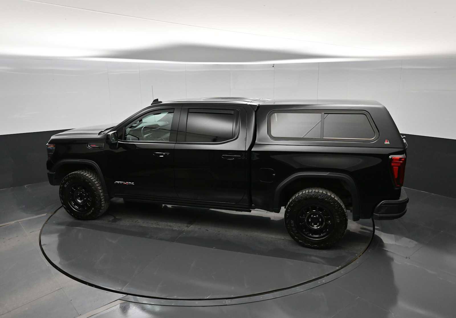 Used 2023 GMC Sierra 1500 AT4X w/ AT4X AEV Edition AWD/4WD image 28