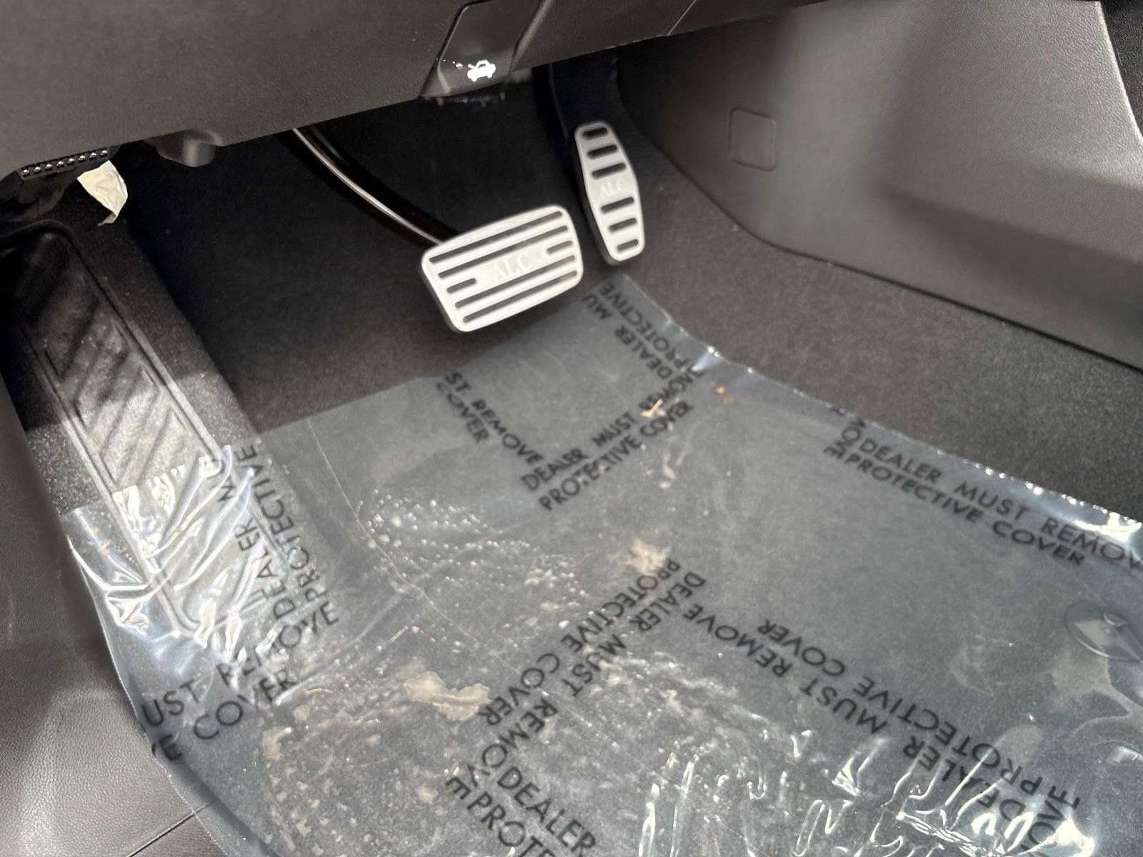 Used 2025 GMC Sierra 2500 AT4 w/ AT4 Premium Plus Package image 18