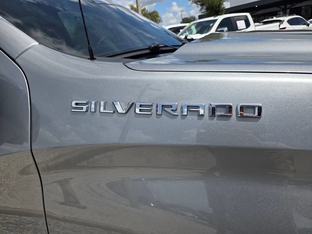 Used 2024 Chevrolet Silverado 1500 LTZ RWD image 4