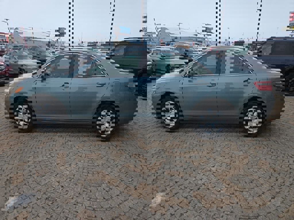 Used 2009 Toyota Camry LE image 8