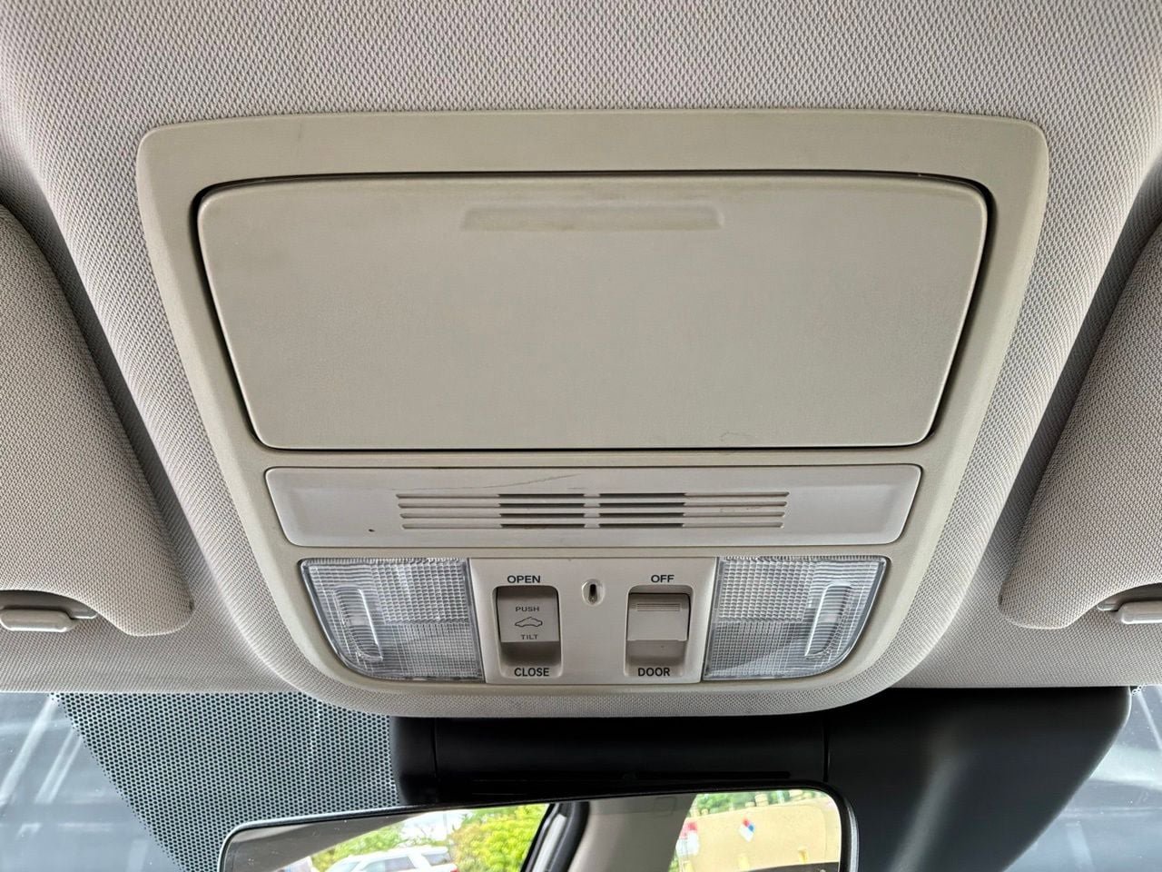 Used 2018 Honda Accord EX-L image 16