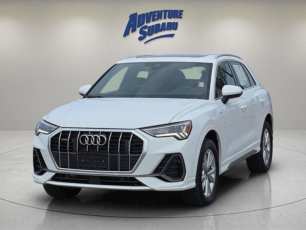 Used 2025 Audi Q3 2.0T Premium image 2