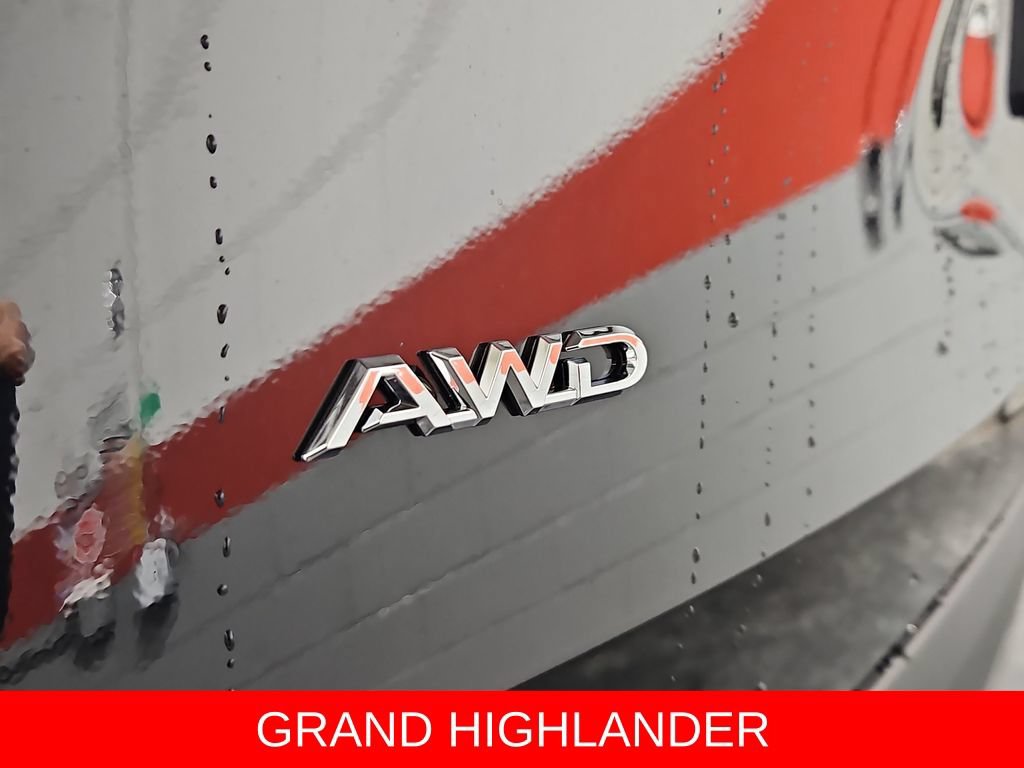 New 2026 Toyota Grand Highlander AWD image 6