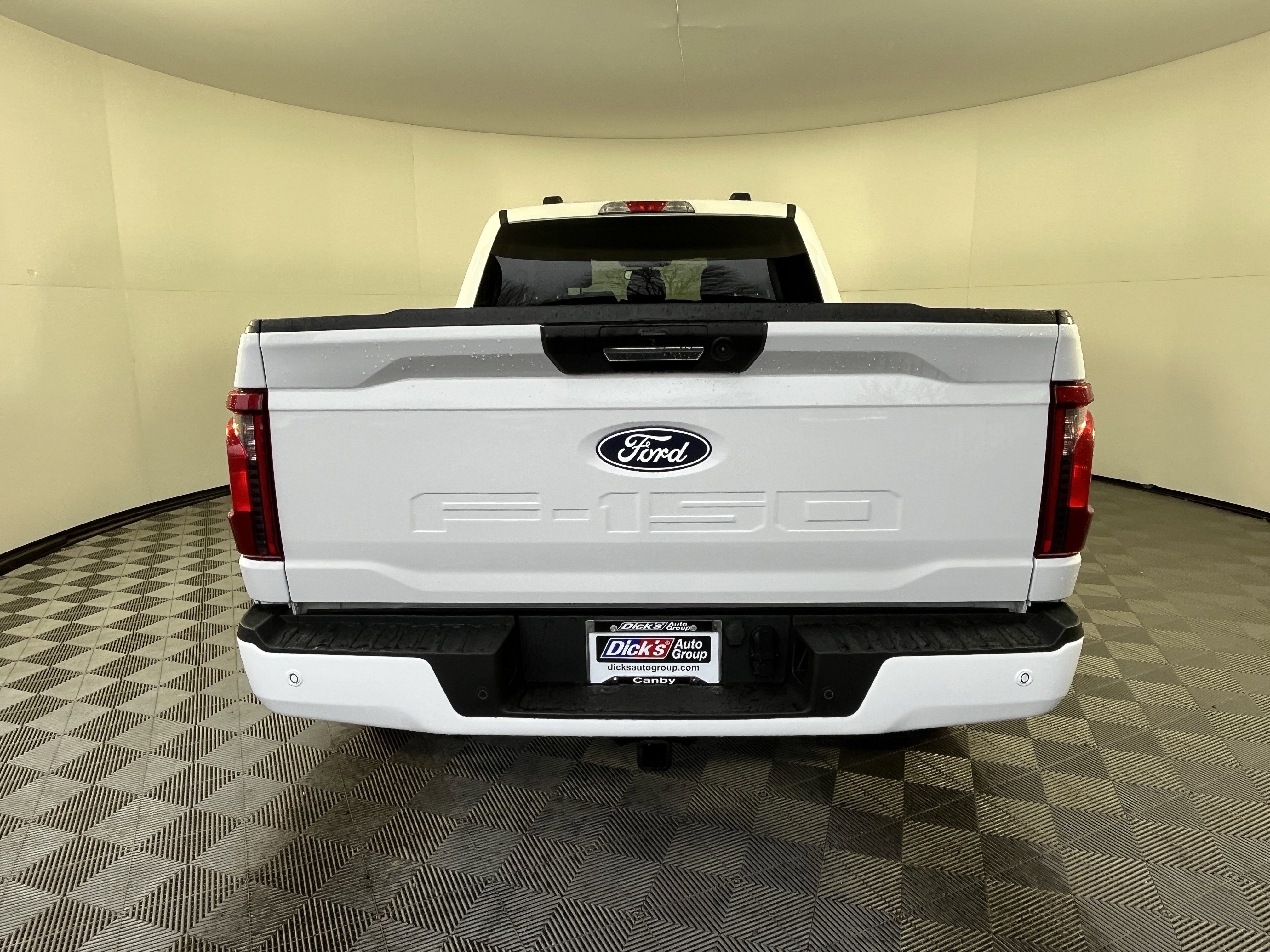Used 2024 Ford F150 XLT w/ Tow/Haul Package image 4