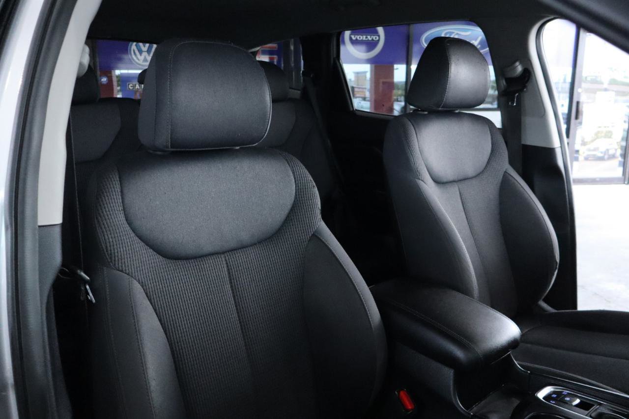 Used 2020 Hyundai Santa Fe SEL image 37
