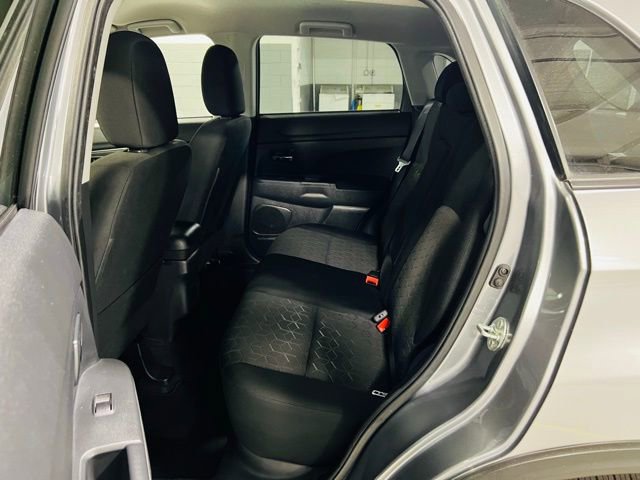 Used 2023 Mitsubishi Outlander Sport ES image 25