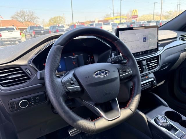 Used 2024 Ford Escape ST-Line w/ Tech Pack #1 AWD/4WD image 13