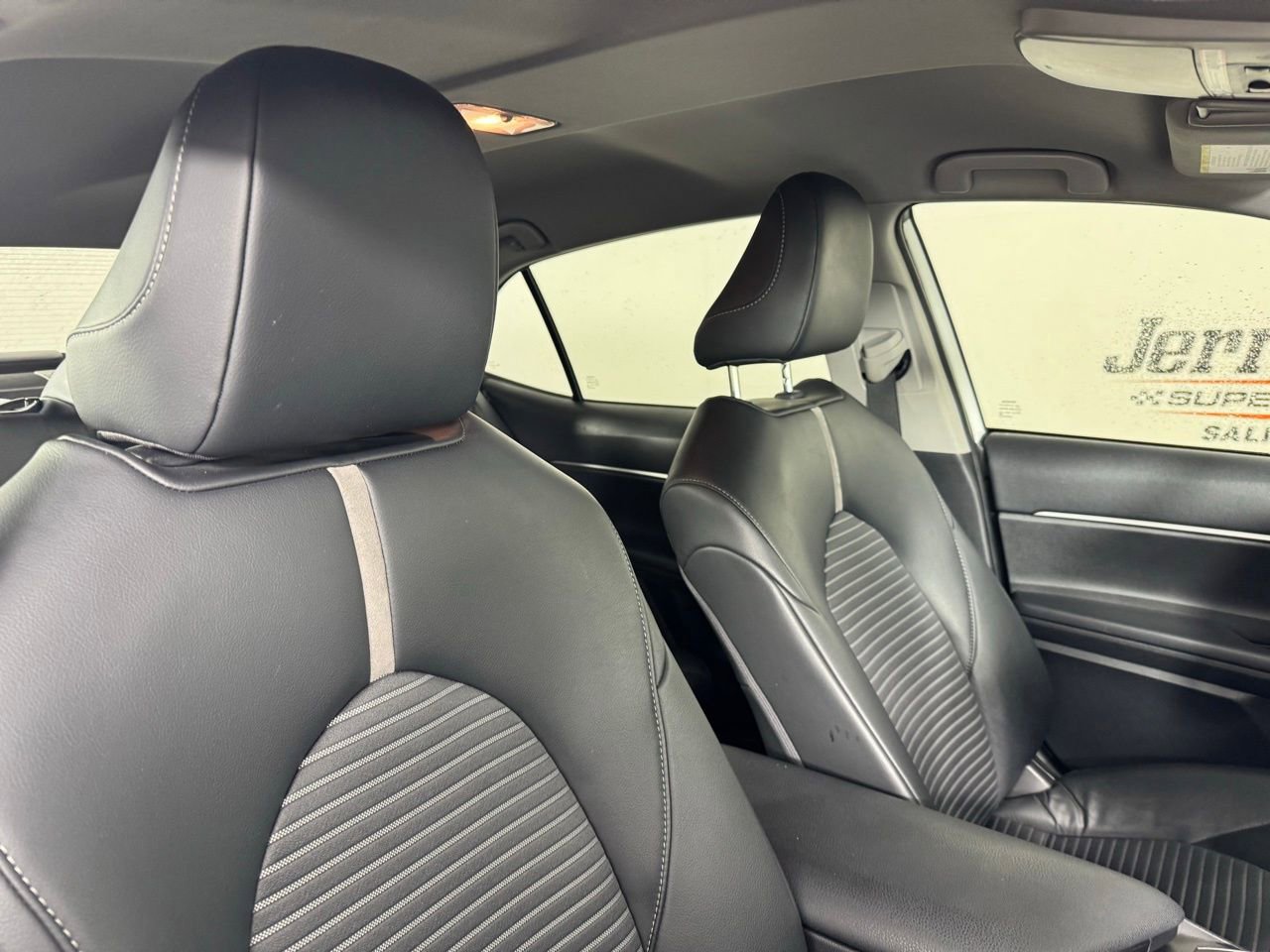 Used 2023 Toyota Camry SE image 30