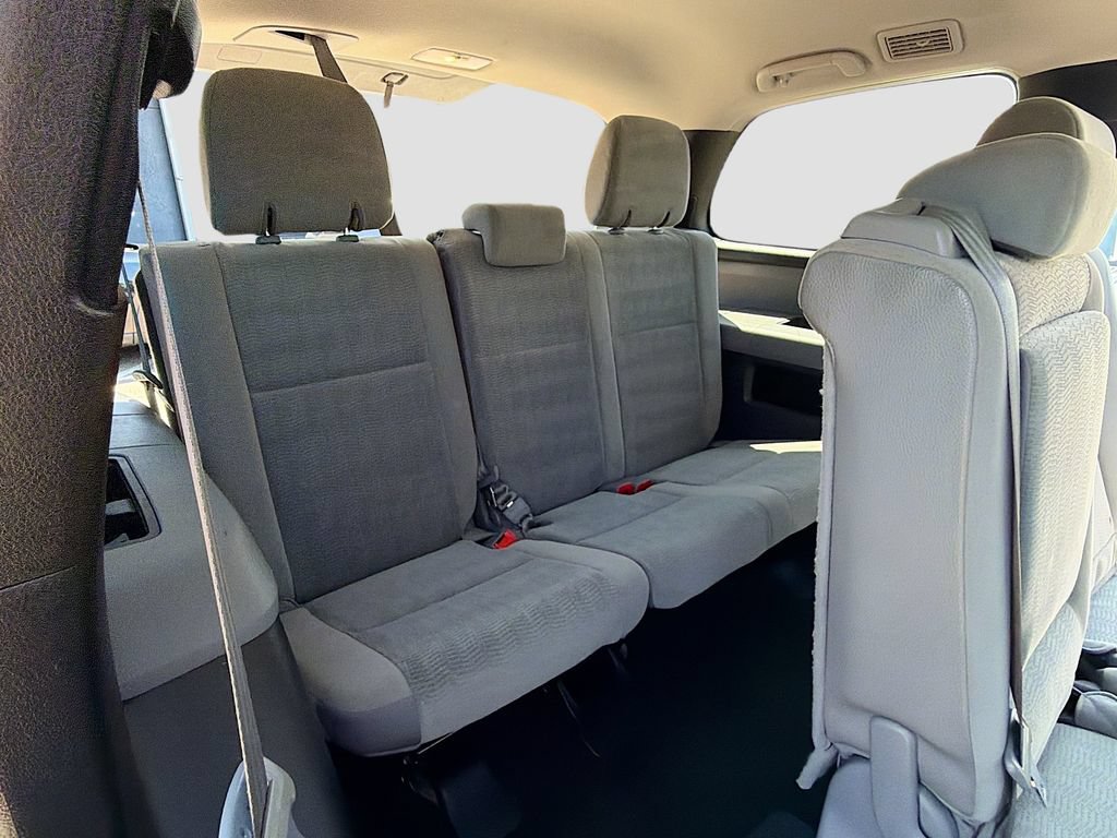 Used 2016 Toyota Sequoia SR5 AWD/4WD image 28