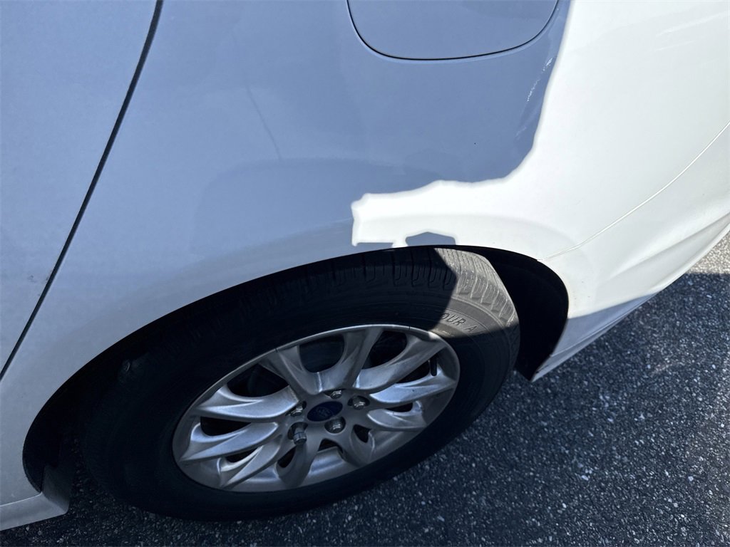 Used 2018 Ford Fusion S image 11