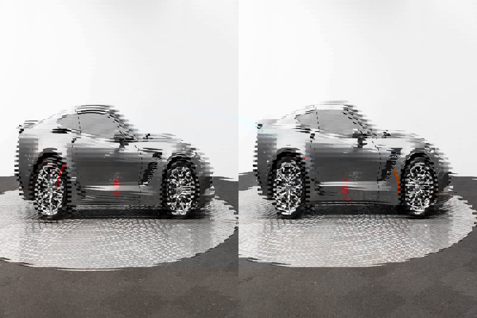 Used 2015 Chevrolet Corvette Z06 w/ 3LZ Preferred Equipment Group image 50