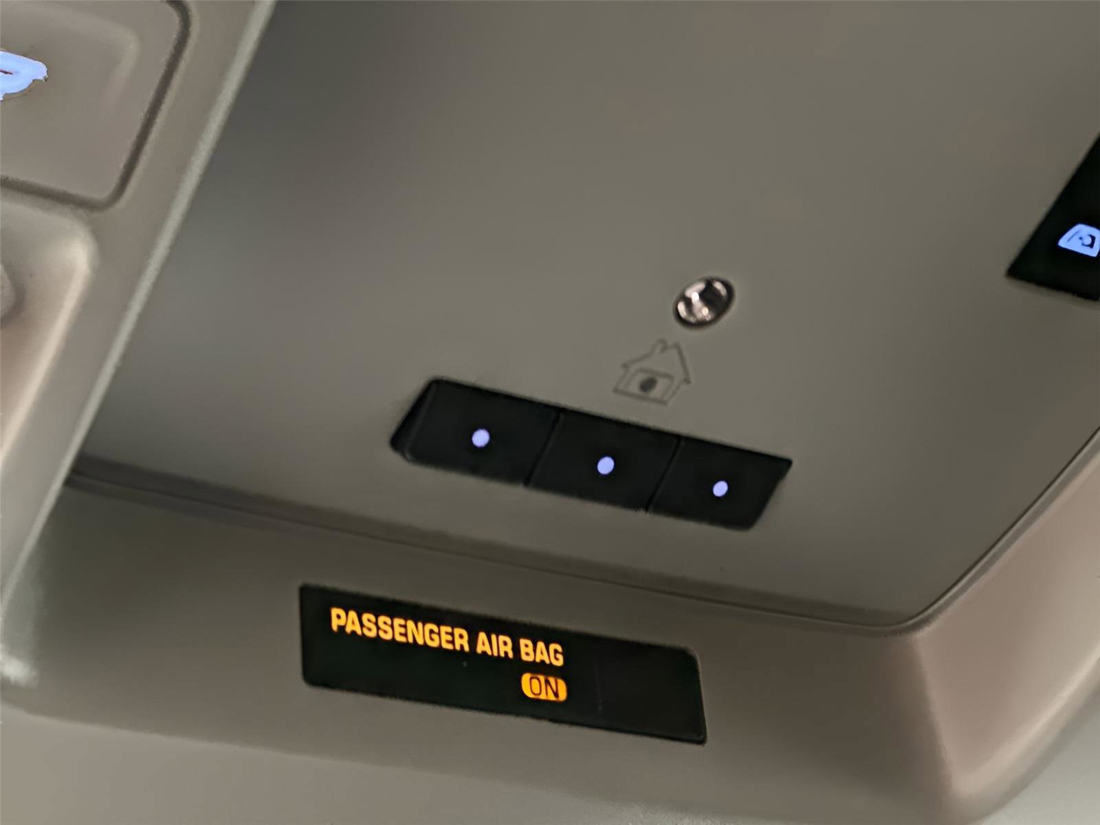 Used 2015 GMC Sierra 2500 SLT w/ Driver Alert Package image 25