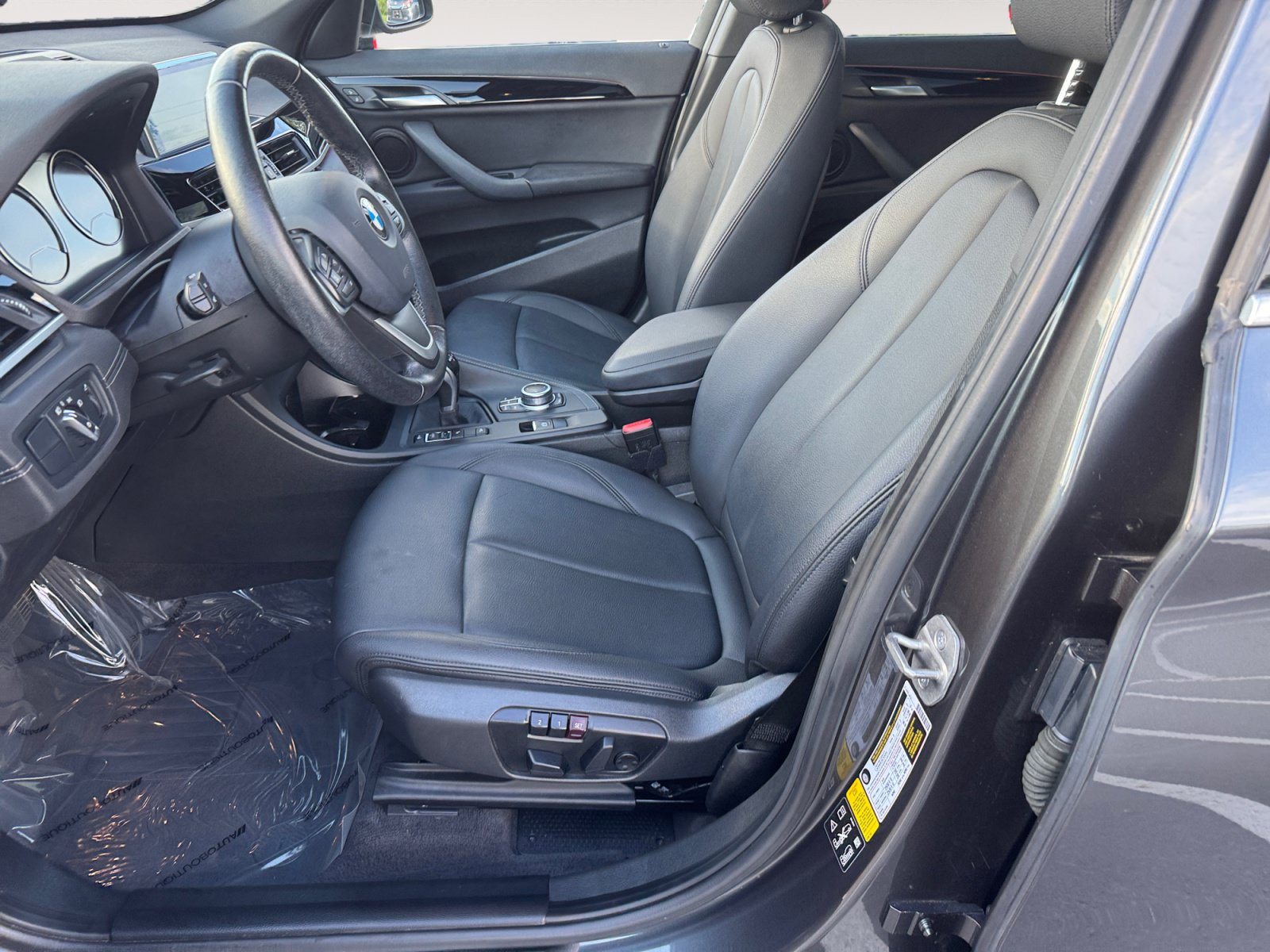 Used 2021 BMW X1 xDrive28i w/ Convenience Package AWD/4WD image 9